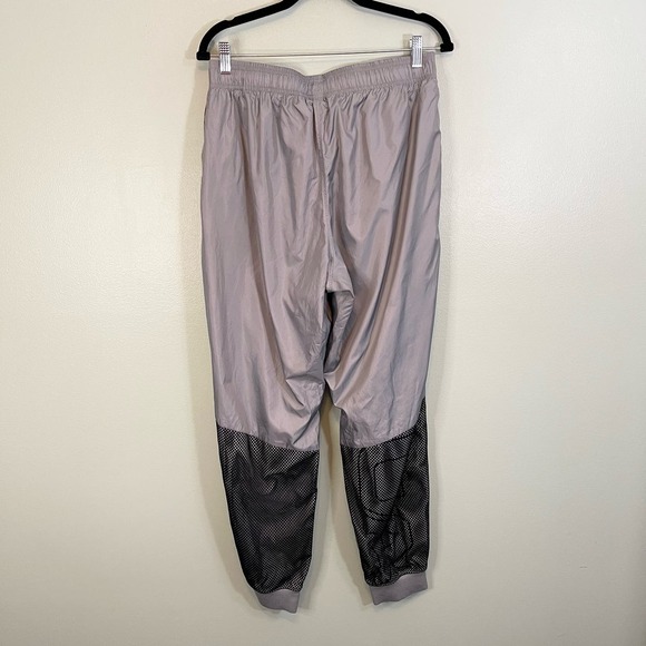 Under Armour Women's Grey Drawstring Activewear Hi Rise Athletic Sweatpants L - Picture 2 of 9